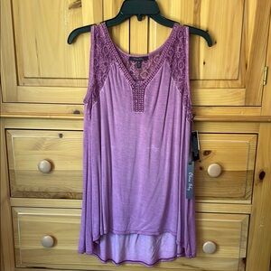 NWT Olivia Sky lavender top with lace detailing